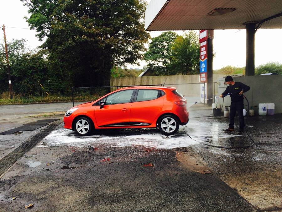 Car Wash services in East Calder, West Lothian